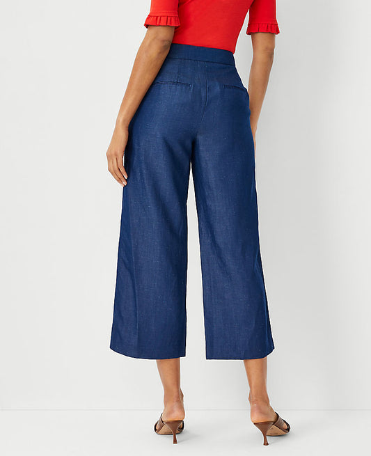 Le pantalon cropped large Kate en chambray