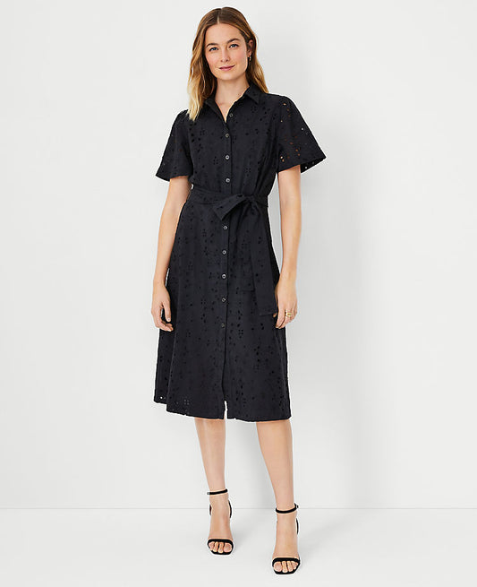 Hemdblusenkleid mit Ösen und Gürtel