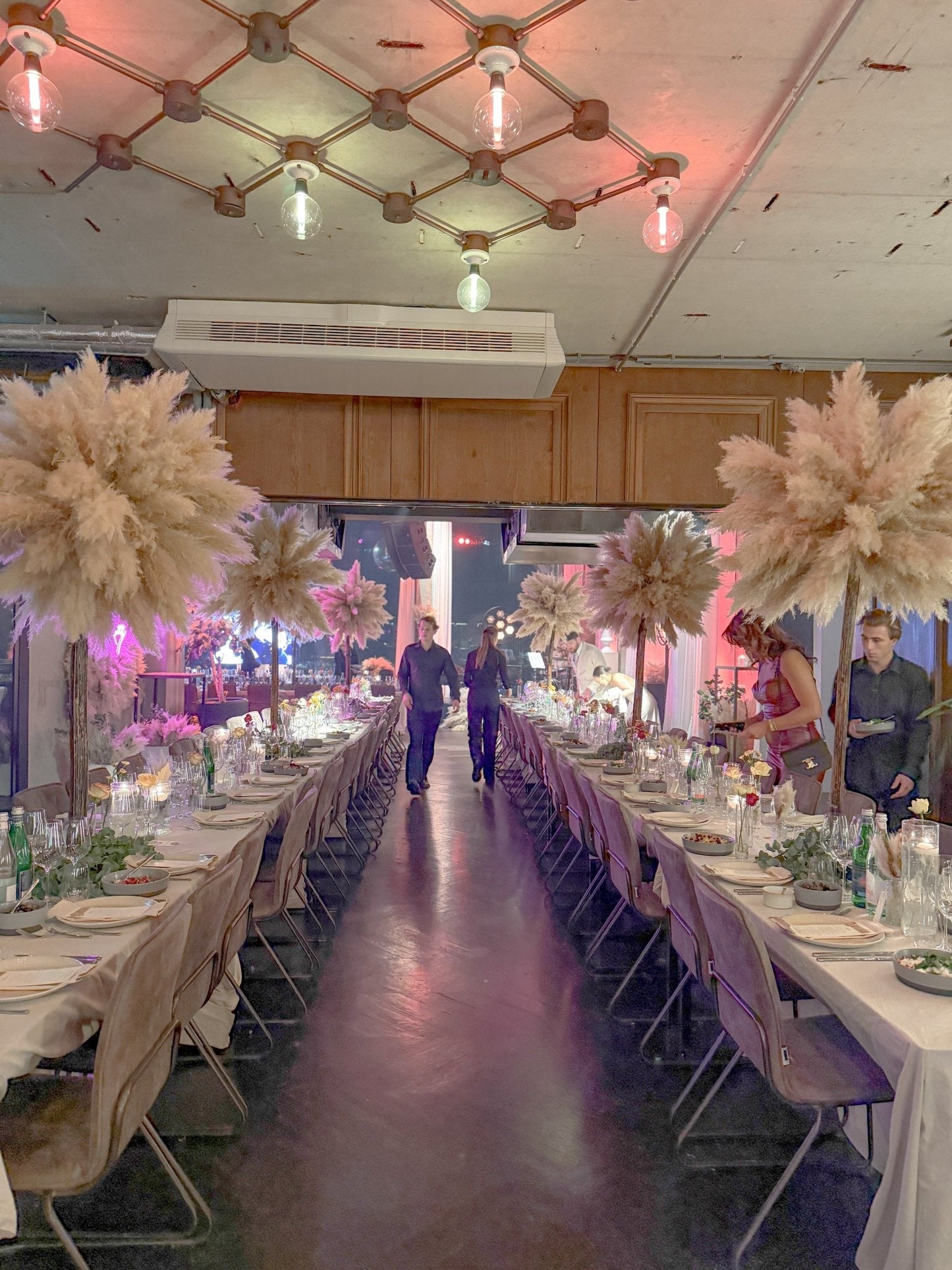 CENTERTREE - PAMPAS GRASS TABLE CENTERPIECE