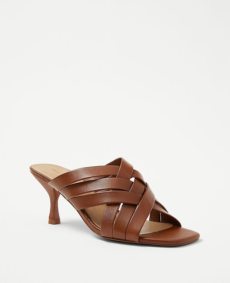 Sandales en cuir à brides croisées