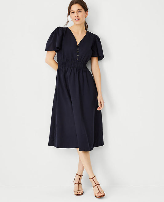 Robe évasée à manches volantées