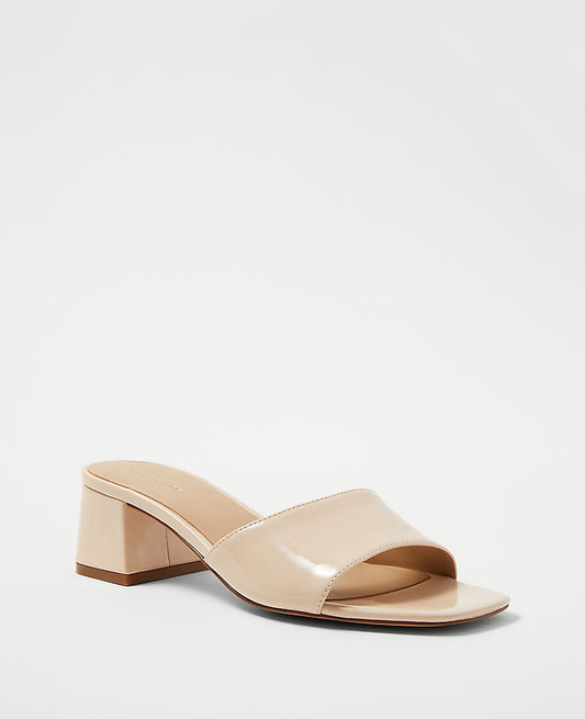 Sandales mules à talon bloc vernies