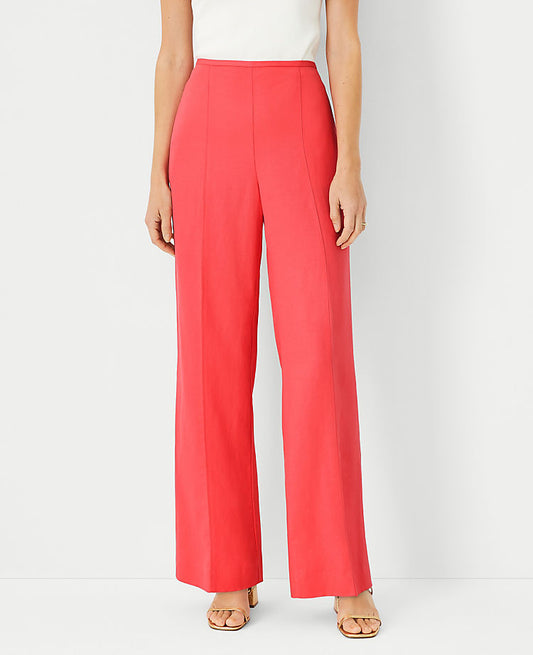 Le Pantalon Droit à Coutures et Glissière Latérale