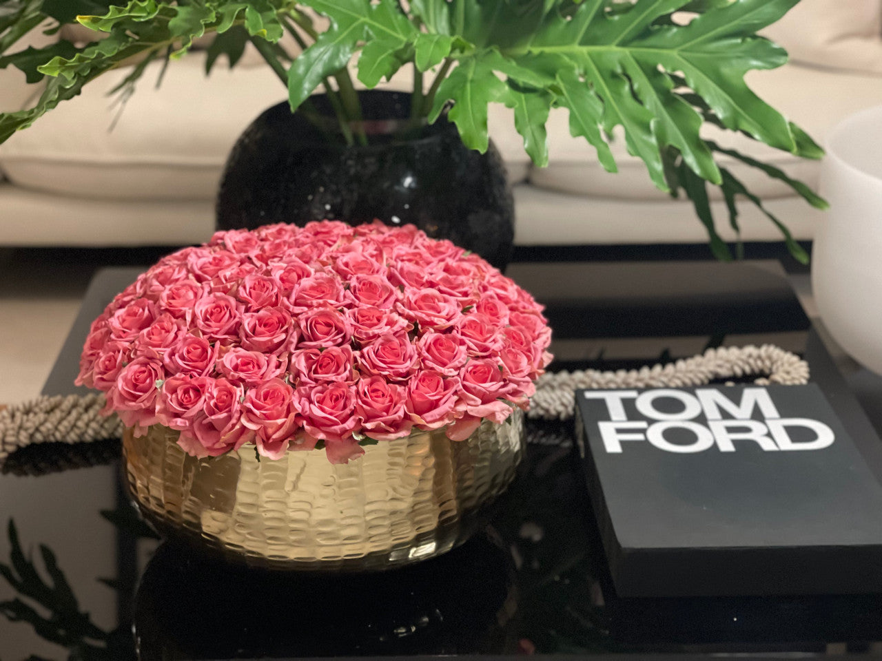 Large Roberi with Roses