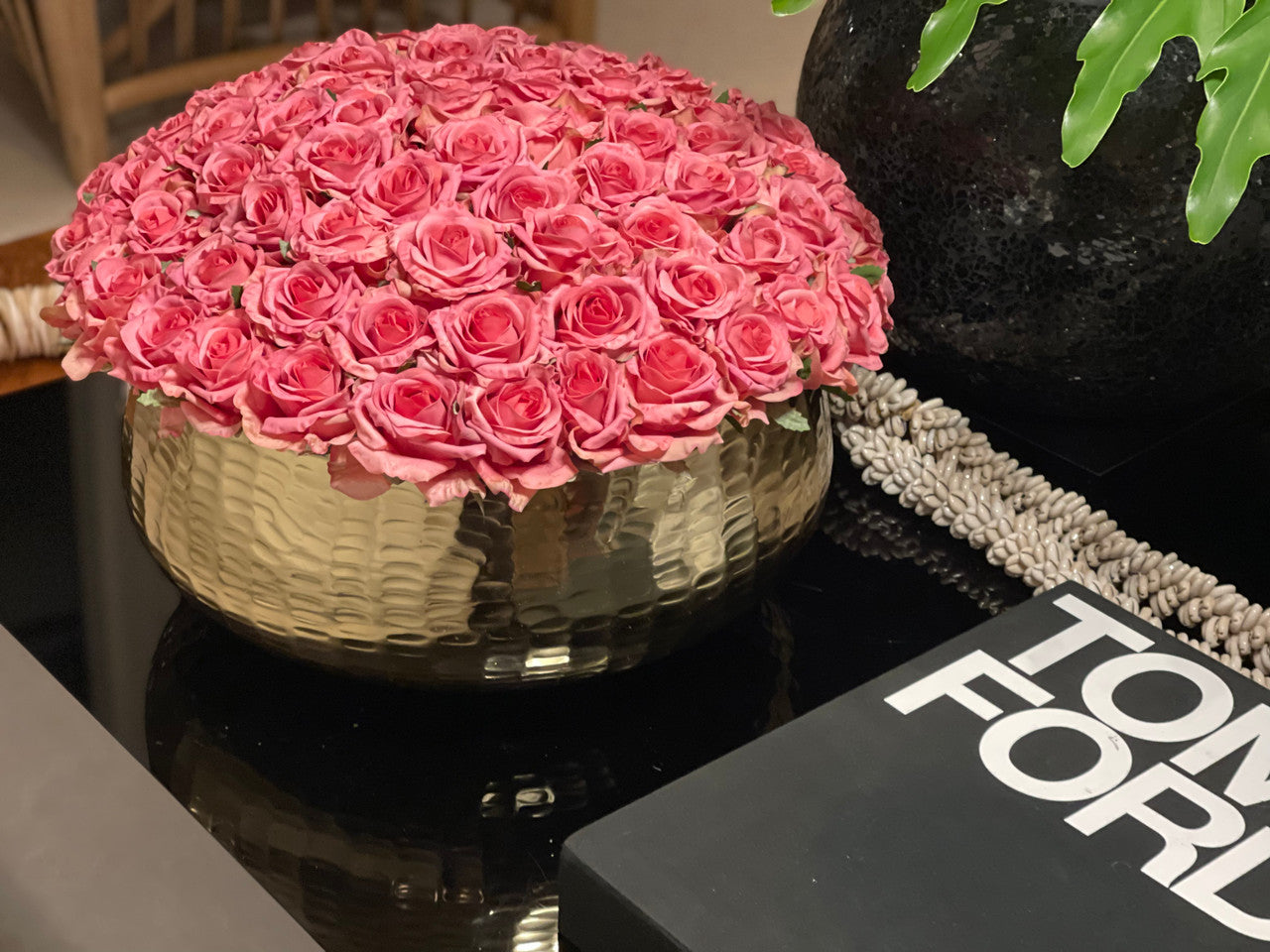 Large Roberi with Roses