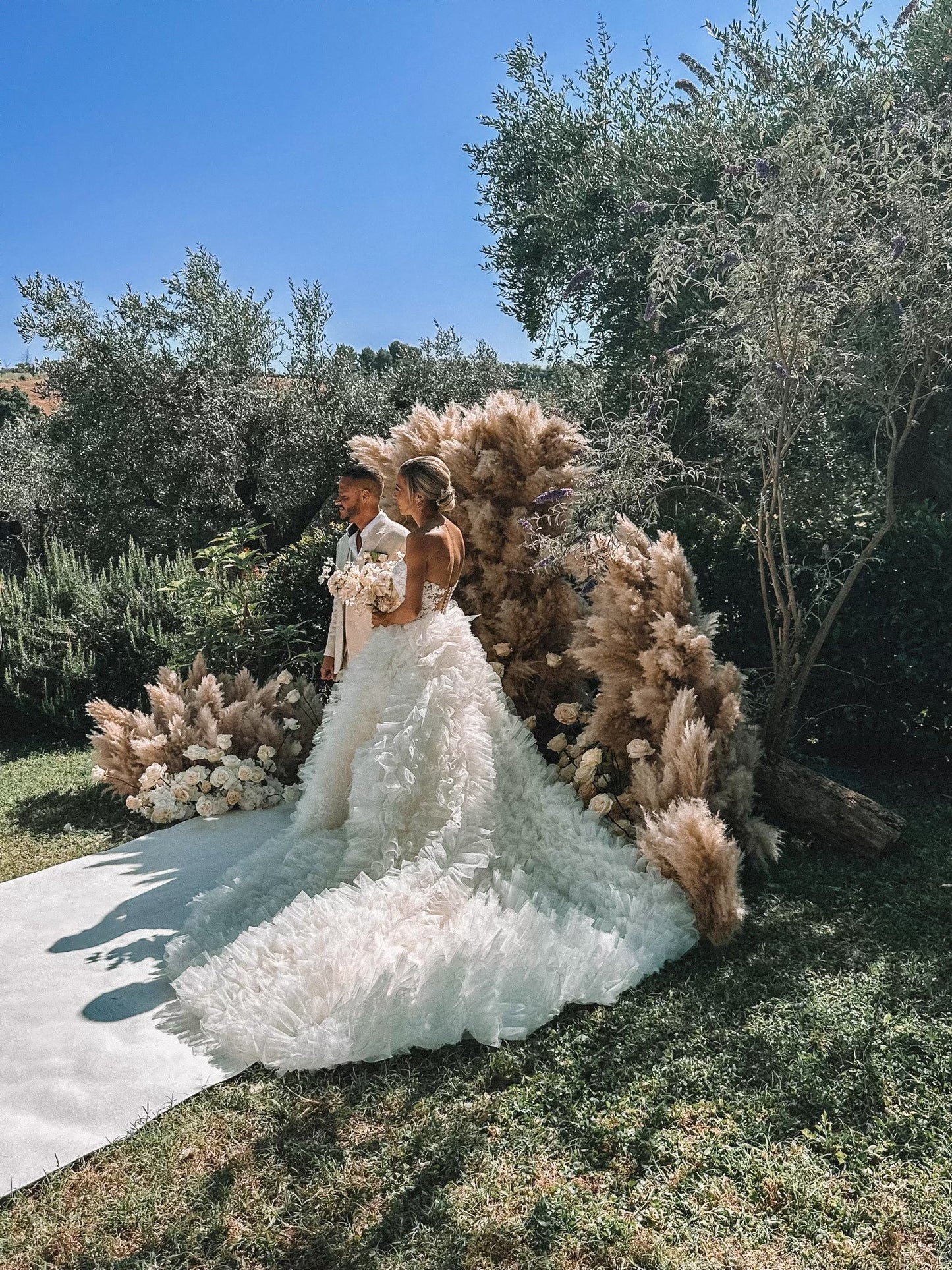 CIEL - DÉCOR EN HERBE DE LA PAMPA - MARIAGE BOHÈME